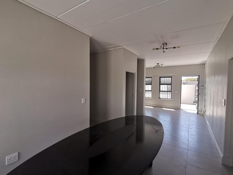 To Let 3 Bedroom Property for Rent in Goodwood Central Western Cape